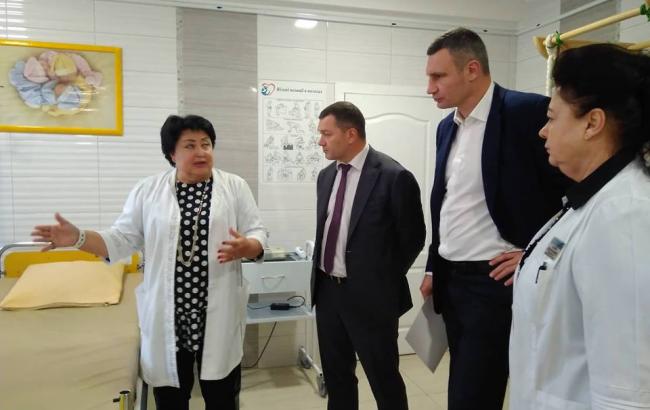 Кличко: вперше за кілька десятиліть пологові будинки Києва забезпечені сучасним обладнанням