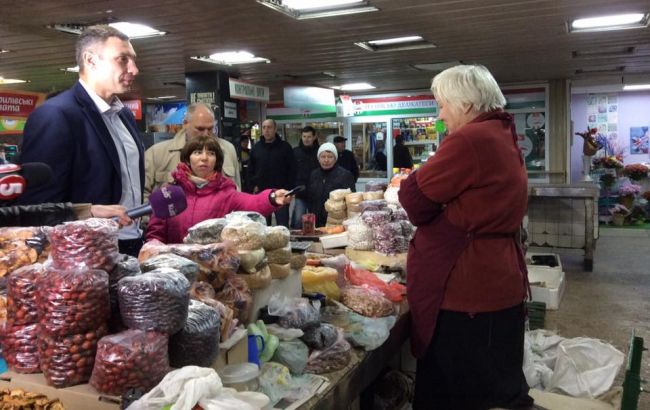 Кличко уволил директора Житнего рынка за неэффективное управление