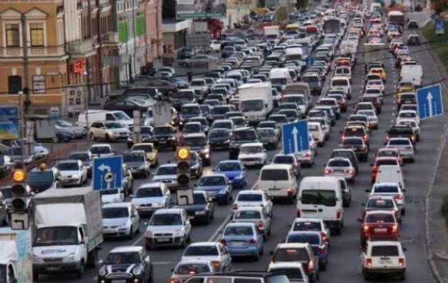Затори у Києві досягли 6 балів