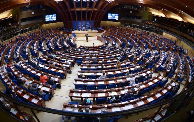 ПАРЄ прийняла дві резолюції по Україні