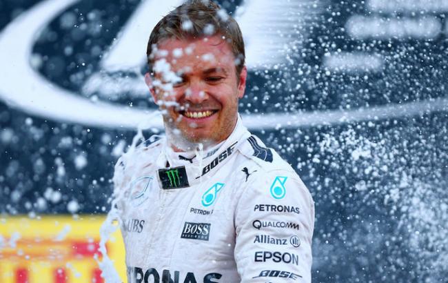 Хэмилтон выиграл "Гран-при Абу-Даби", а Росберг становится чемпионом мира