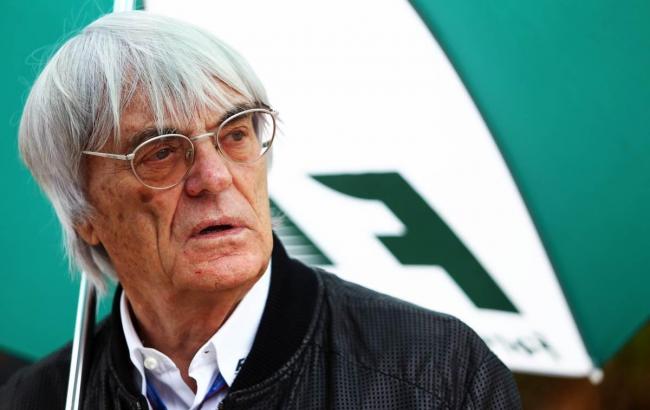 Берни Экклстоун уволен с поста директора "Формулы-1"