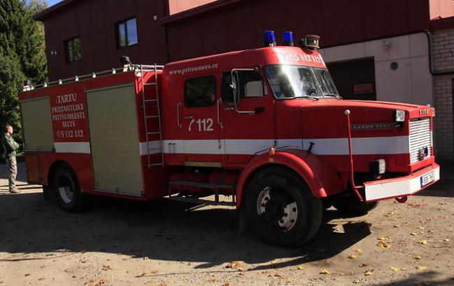 В Эстонии загорелся склад с химикатами