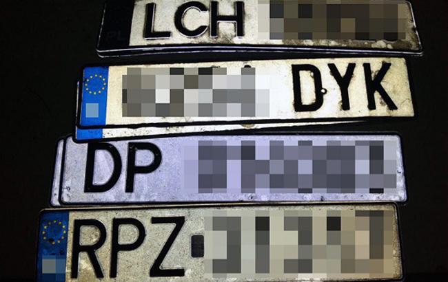 В Киеве задержали похитителей автомобильных номеров