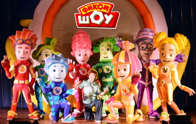 Яких сюрпризів чекати від новорічного "ФІКСІ ШОУ - 2018". Розбуди Діда Мороза!"