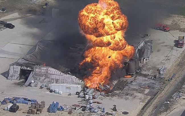 На хімзаводі в Техасі стався вибух, є постраждалі