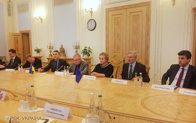 В Европарламенте назвали "Северный поток-2" политическим проектом Кремля