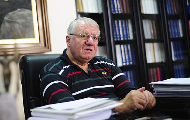 Суд в Гааге отменил оправдание националисту Шешелю и дал ему 10 лет тюрьмы