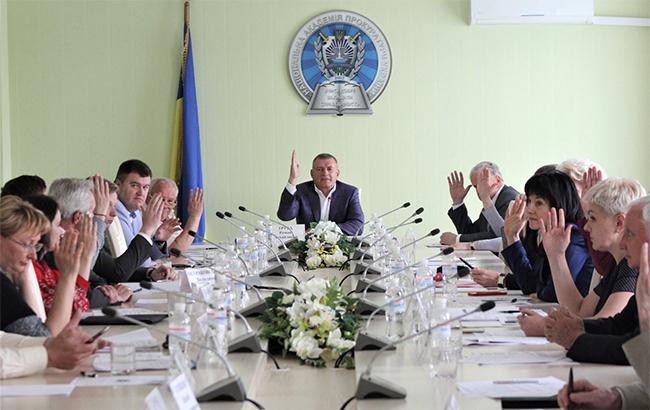 Визначено прохідний бал для кандидатів на роботу в центральному апараті ДБР