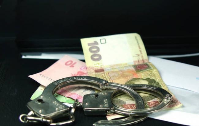 Во Львовской области СБУ поймала на постоянных взятках двух таможенников