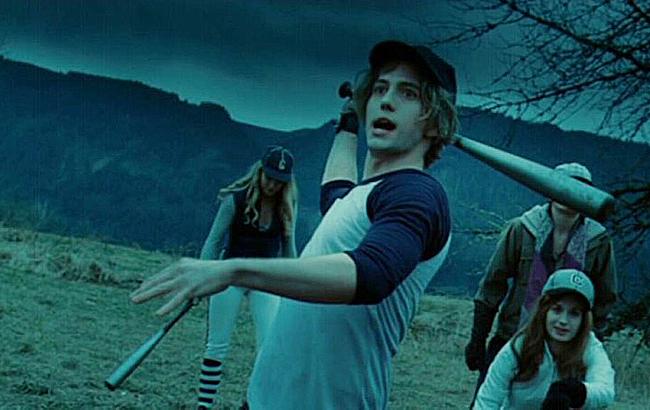 Названа самая смешная сцена в кино за последние 10 лет