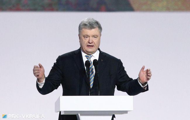 Экономический кризис отступает, - Порошенко