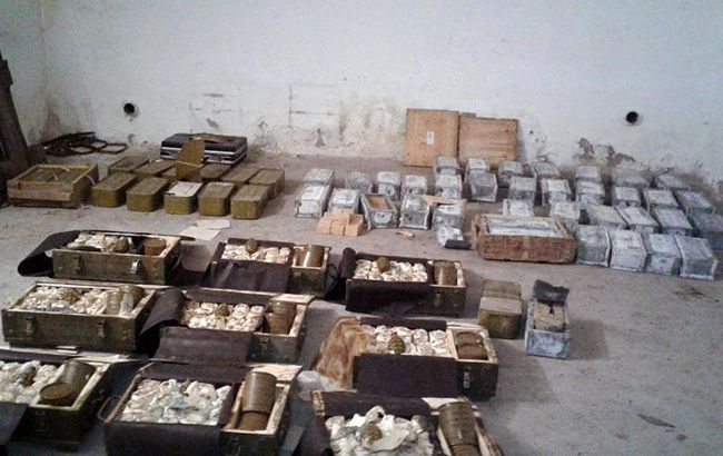 В Черниговской обл. в экс-офицера изъяли рекордный арсенал боеприпасов