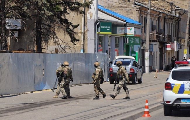 Миллион долларов и вертолет: все детали захвата заложников в Одессе (видео)