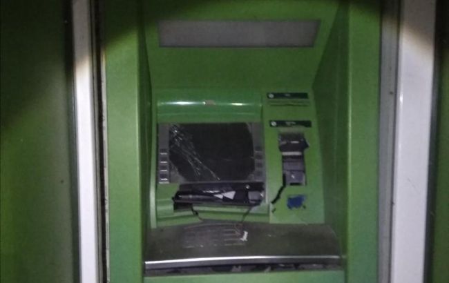 В Харьковской области взорвали банкомат