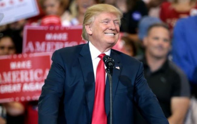 Трамп открыл "офис бывшего президента" во Флориде