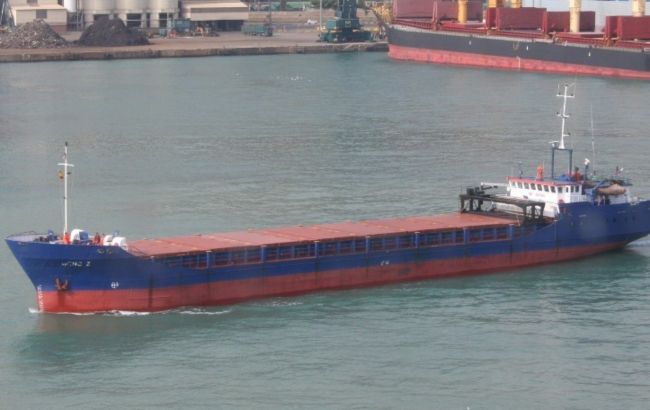 В Керченском проливе на судне April умер украинец