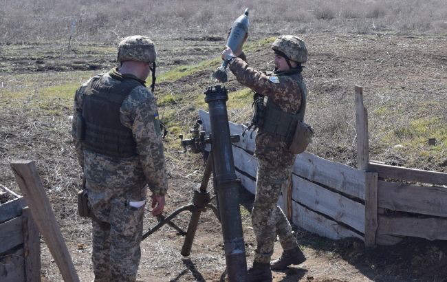 В районі ООС пройшли навчання мінометників. Тренувалися вести вогонь