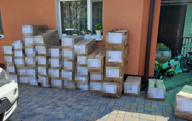 Десятки мільйонів збитків. СБУ викрила схему на "гуманітарці"