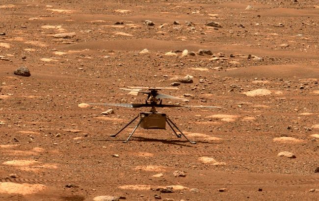 Гвинтокрил NASA зробив нові яскраві знімки поверхні Марсу