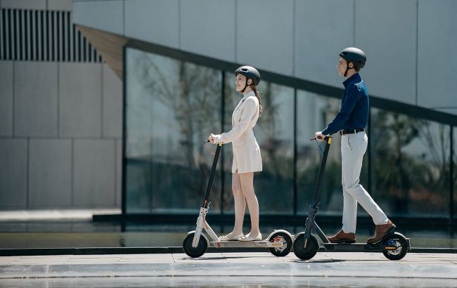 Стоит как смартфон: Xiaomi представила электросамокат Mi Electric Scooter 3