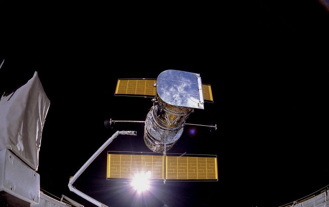 Hubble сделал фотографию спиральной галактики в созвездии Часы