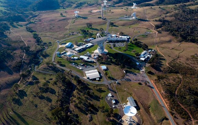 Расположена в соседней галактике. NASA сфотографировало сверхмассивную черную дыру