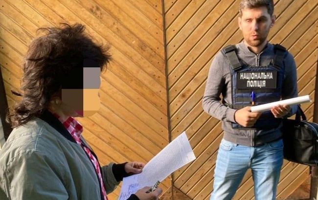 Мародерила вместе с оккупантами. В Ирпене разоблачили колаборантку