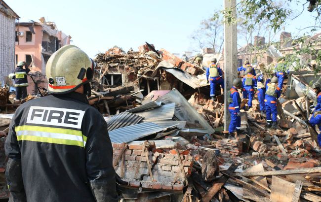 Ракетный удар по Салтовке в Харькове: число жертв возросло до 12