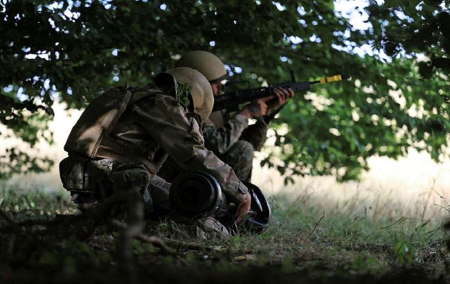Британські інструктори вчать ЗСУ знищувати танки в містах і селах: фото