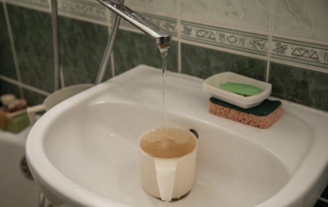 Частина Львова завтра залишиться без води