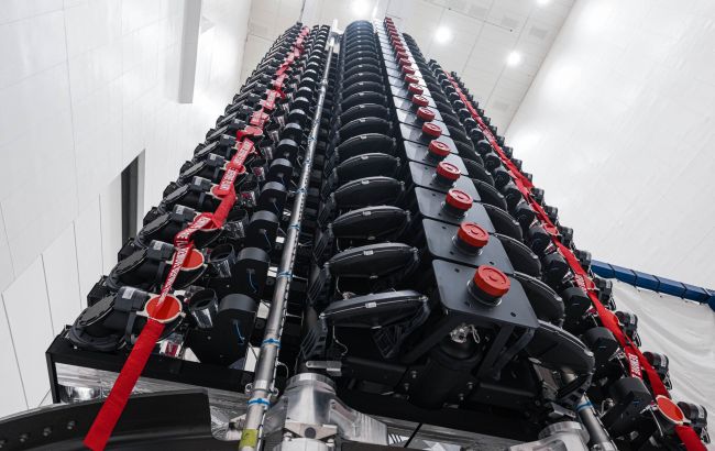 SpaceX запустить понад 20 супутників Starlink V2 Mini нового покоління