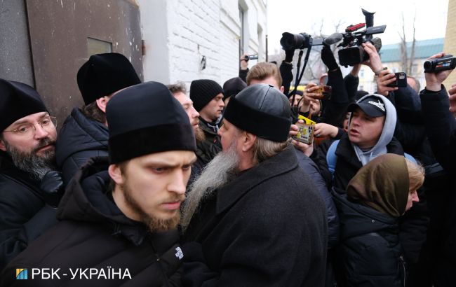 Мінкульт вдруге звернувся до поліції через перешкоджання роботі комісії в Лаврі