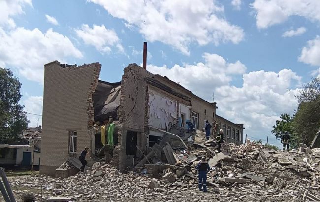 РФ обстреляла школу в Донецкой области: погибли два человека, еще шесть были ранены