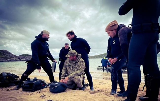 Українські військові в Шотландії тренуються знешкоджувати російські бомби в річках і озерах