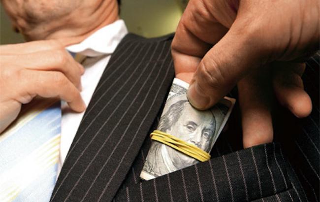 СБУ піймала начальника Бучанської колонії на отриманні 0,4 млн гривень хабара