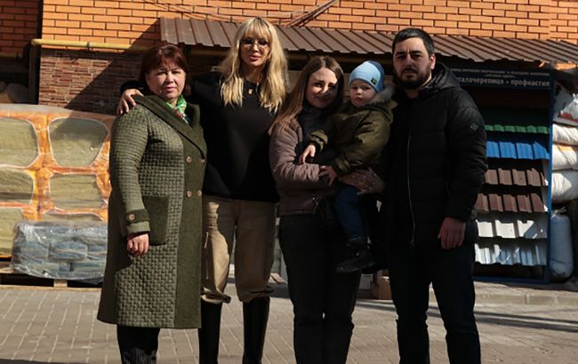 Лобода помогла семье из Ирпеня отстроить квартиру, уничтоженную россиянами