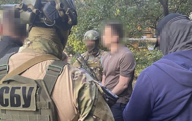 У Дніпрі на хабарі спіймали прокурора: обіцяв "відмазати" від тюрми