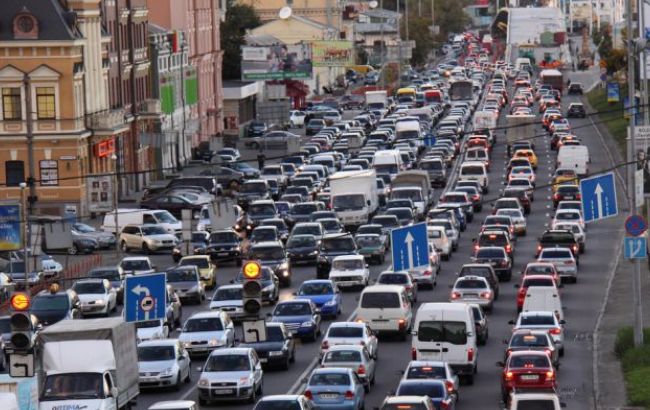 Пробки в Киеве на уровне 5 баллов
