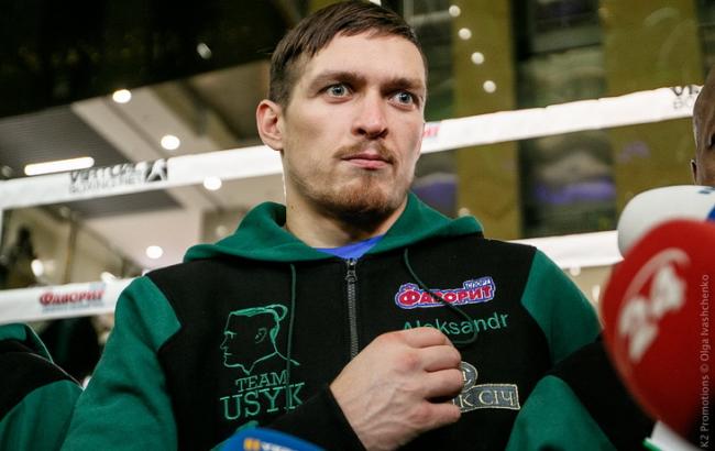 Усик - Гловацки: Украинец побеждает по очкам и становится новым чемпионом мира