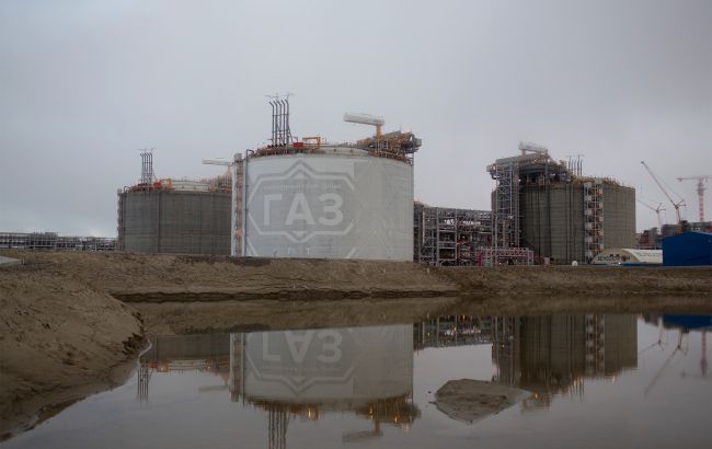 В новом пакете санкций ЕС не будет полного запрета на российский СПГ, - Politico