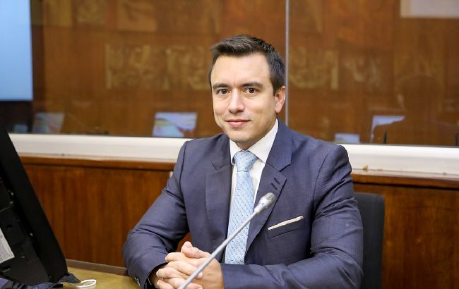 Президент Еквадору підтвердив відмову передавати військову техніку Україні