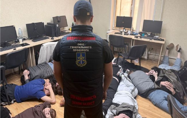 Псевдоромантика и криптобиржи: в Днепре разоблачили масштабную сеть колл-центров