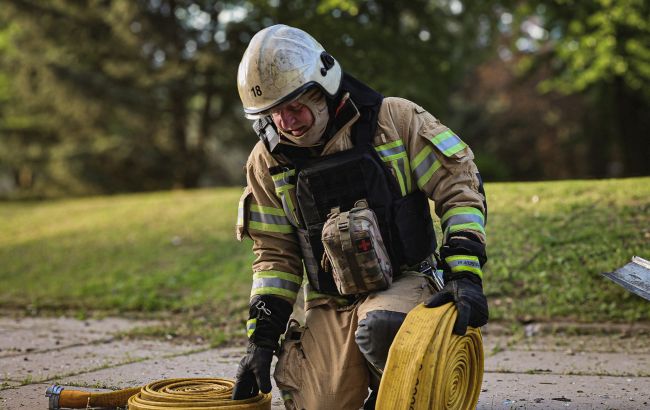 Пожежі, поранені і руйнування: які наслідки однієї з наймасованіших атак на Київ