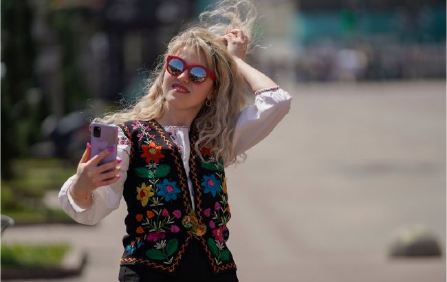 Вереснева спека чи дощі? Якою буде погода в Україні сьогодні