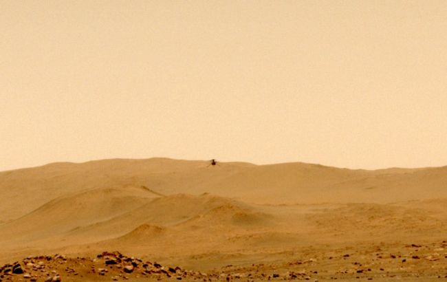 Вертоліт Ingenuity знову політав над Марсом: він допомагає марсоходу Perseverance