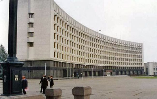 В Сумах чиновники горсовета разворовали из бюджета 350 тыс. гривен