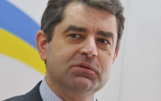 Консультації щодо постачання зброї в Україну тривають, - МЗС