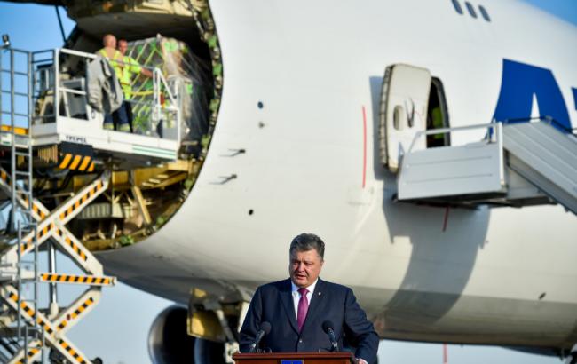 Порошенко анонсировал пакет помощи Украине на саммите НАТО в Варшаве