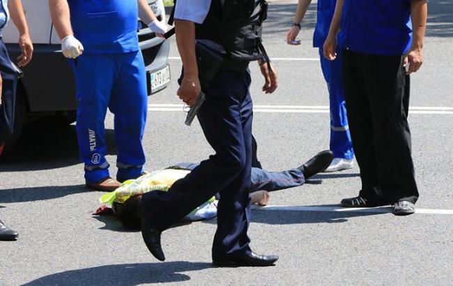 Шесть человек погибли и восемь были ранены в ходе перестрелки в Алматы, - Reuters